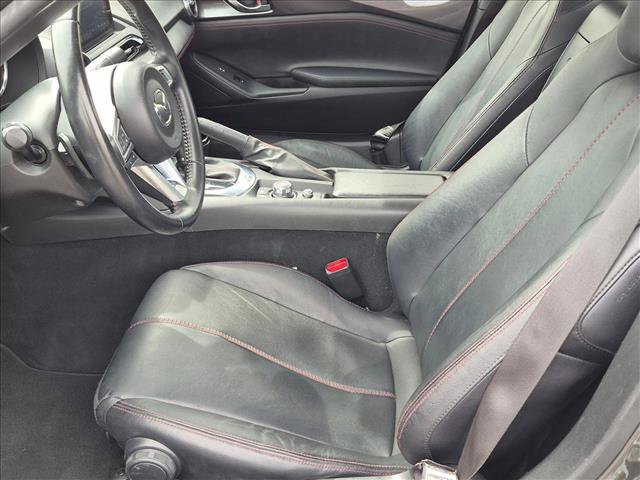 Used 2019 MAZDA MX-5 Miata RF Grand Touring RWD image 15