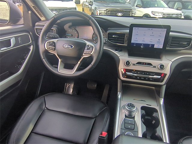 Used 2023 Ford Explorer XLT w/ Equipment Group 202A image 30