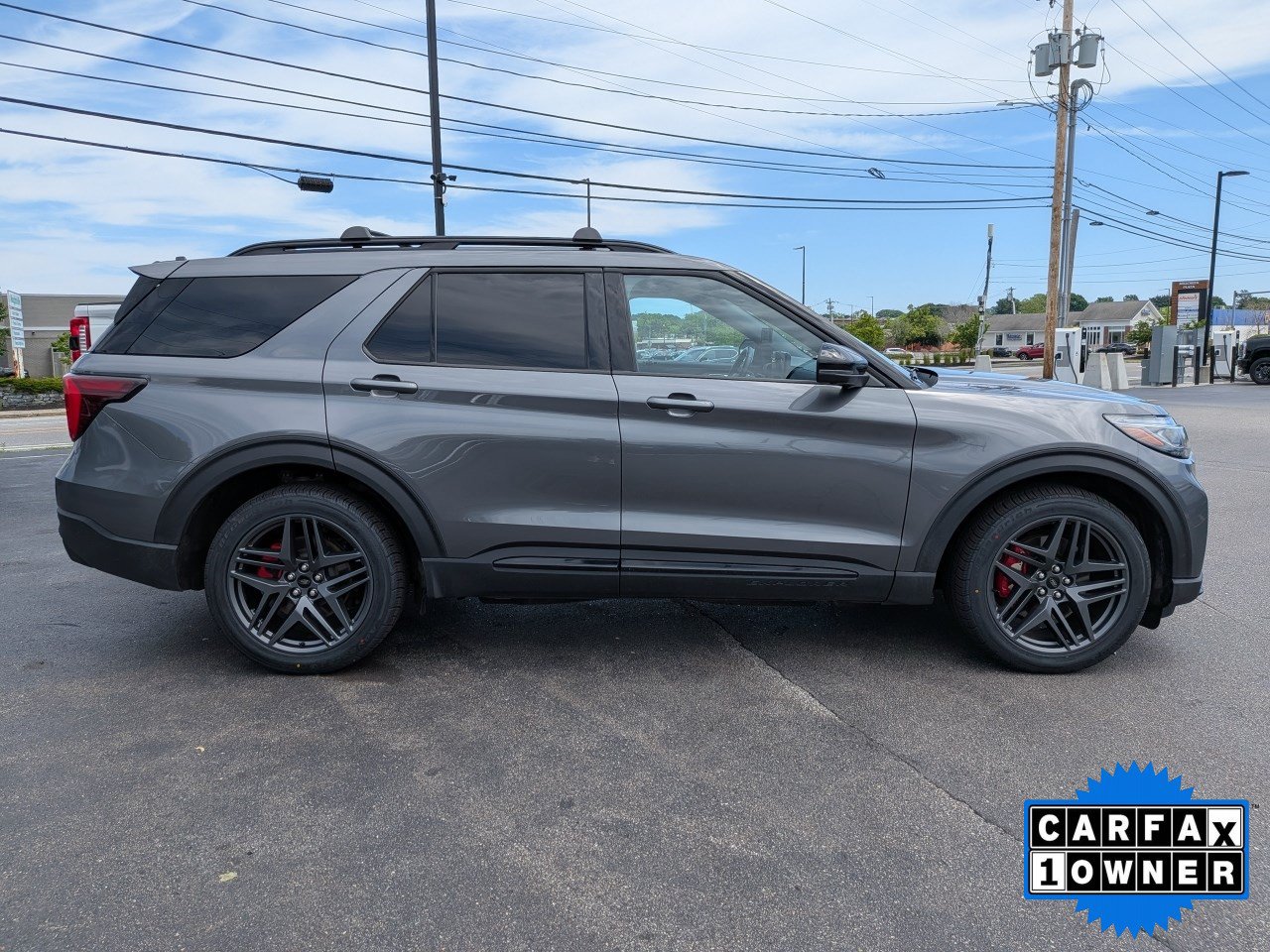 Certified 2025 Ford Explorer ST AWD/4WD image 3