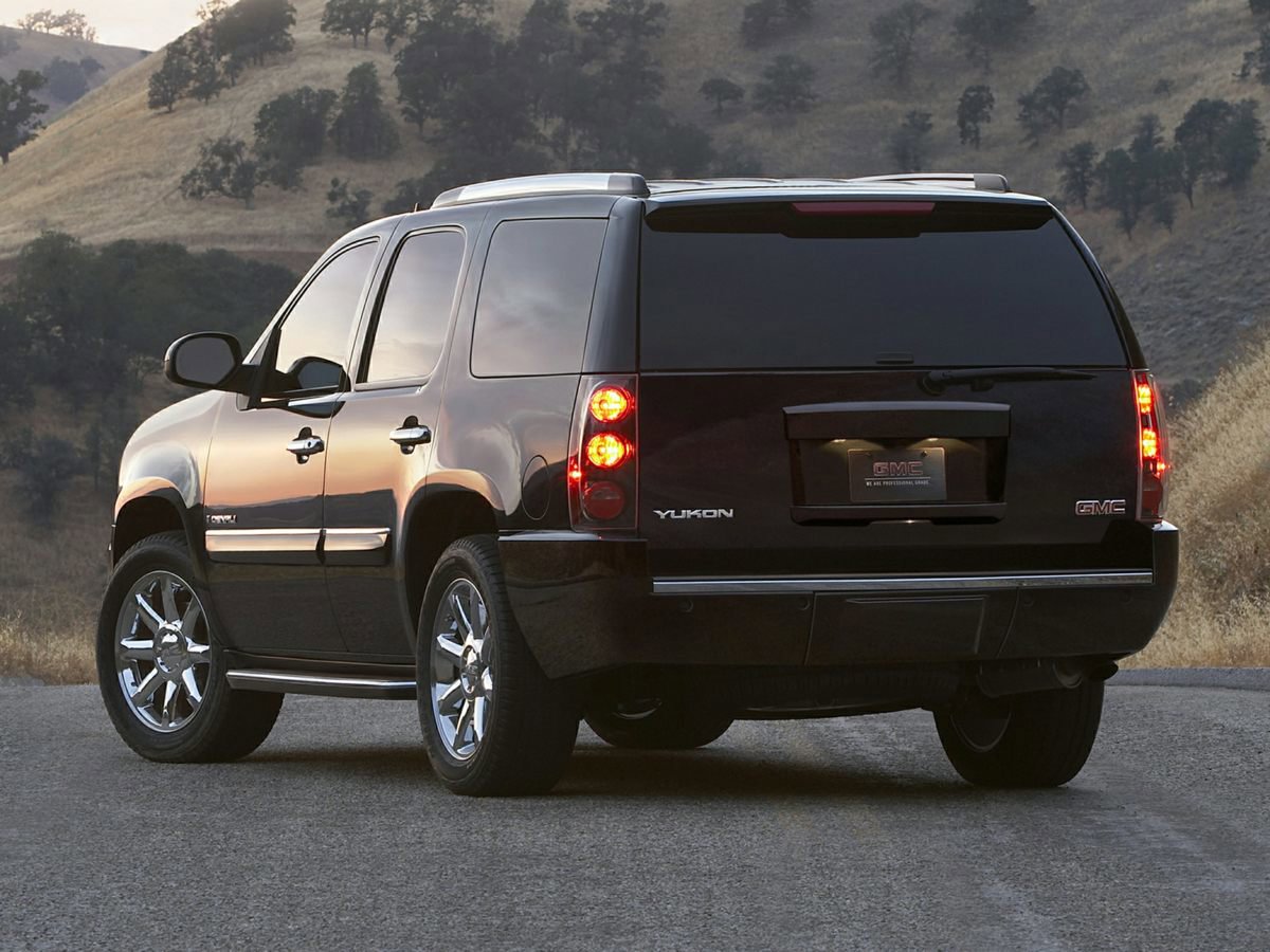 Used 2009 GMC Yukon Denali
