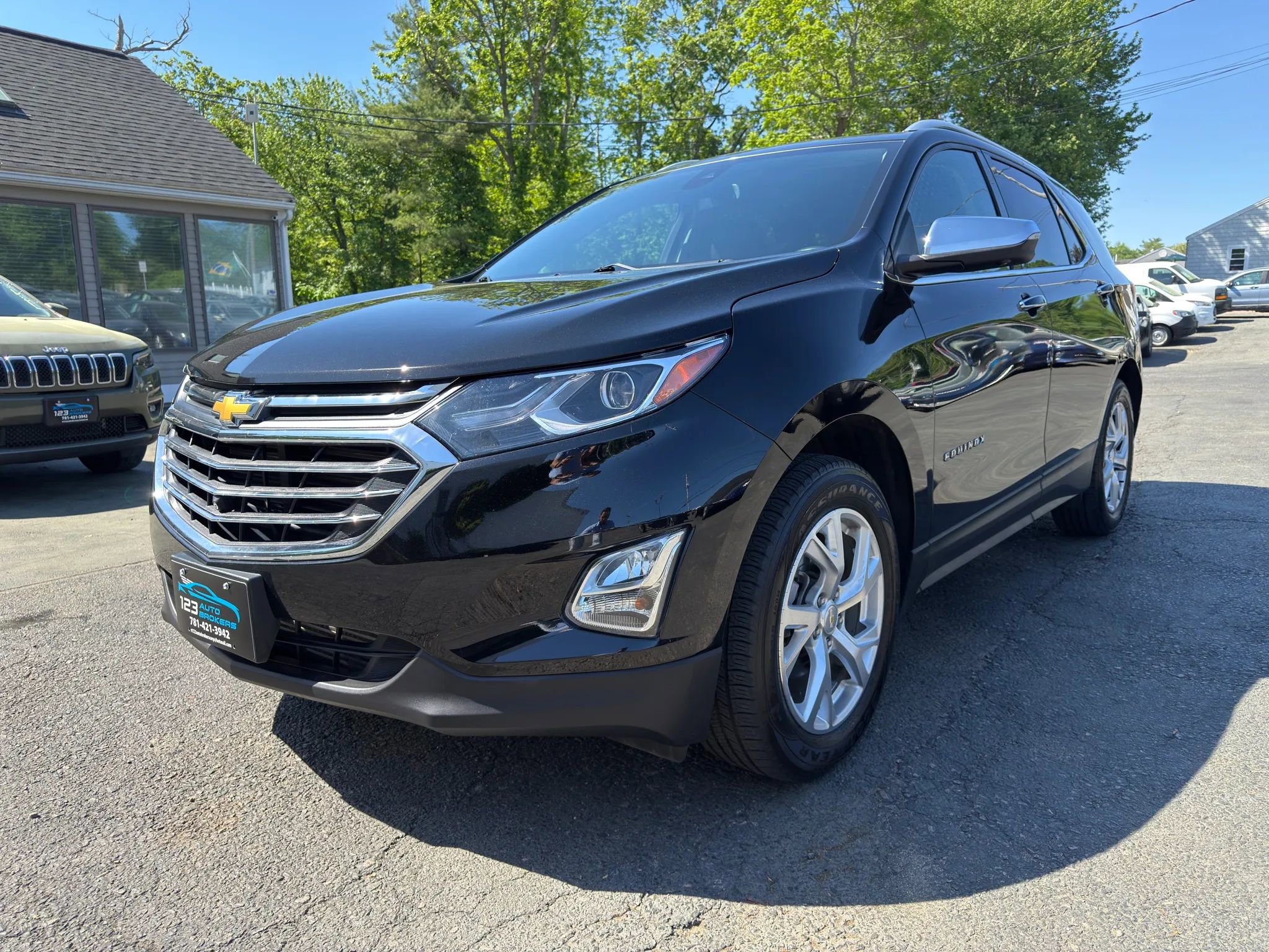 Used 2020 Chevrolet Equinox Premier AWD/4WD image 3