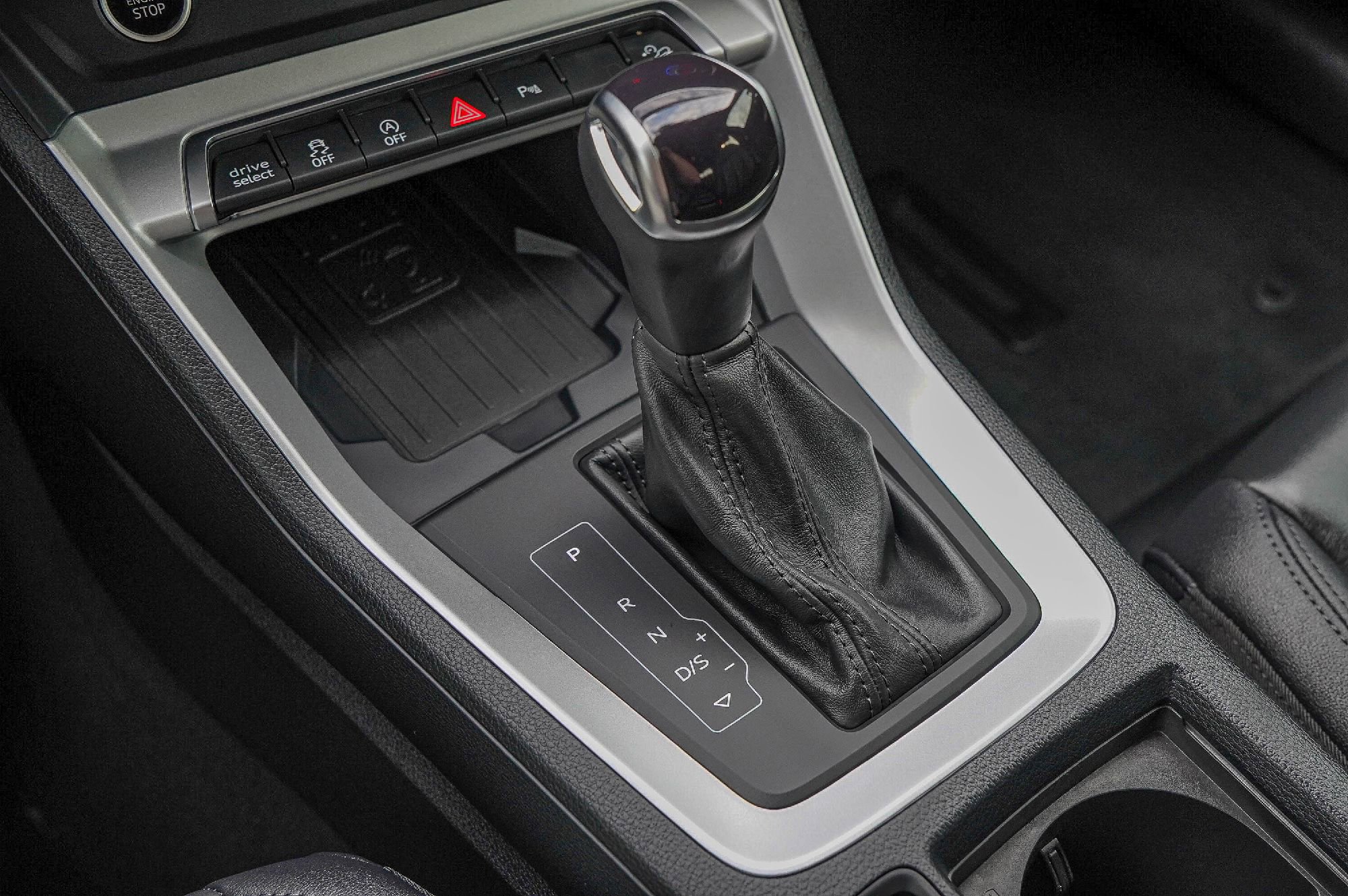 Certified 2025 Audi Q3 2.0T Premium Plus w/ Premium Plus Package image 19