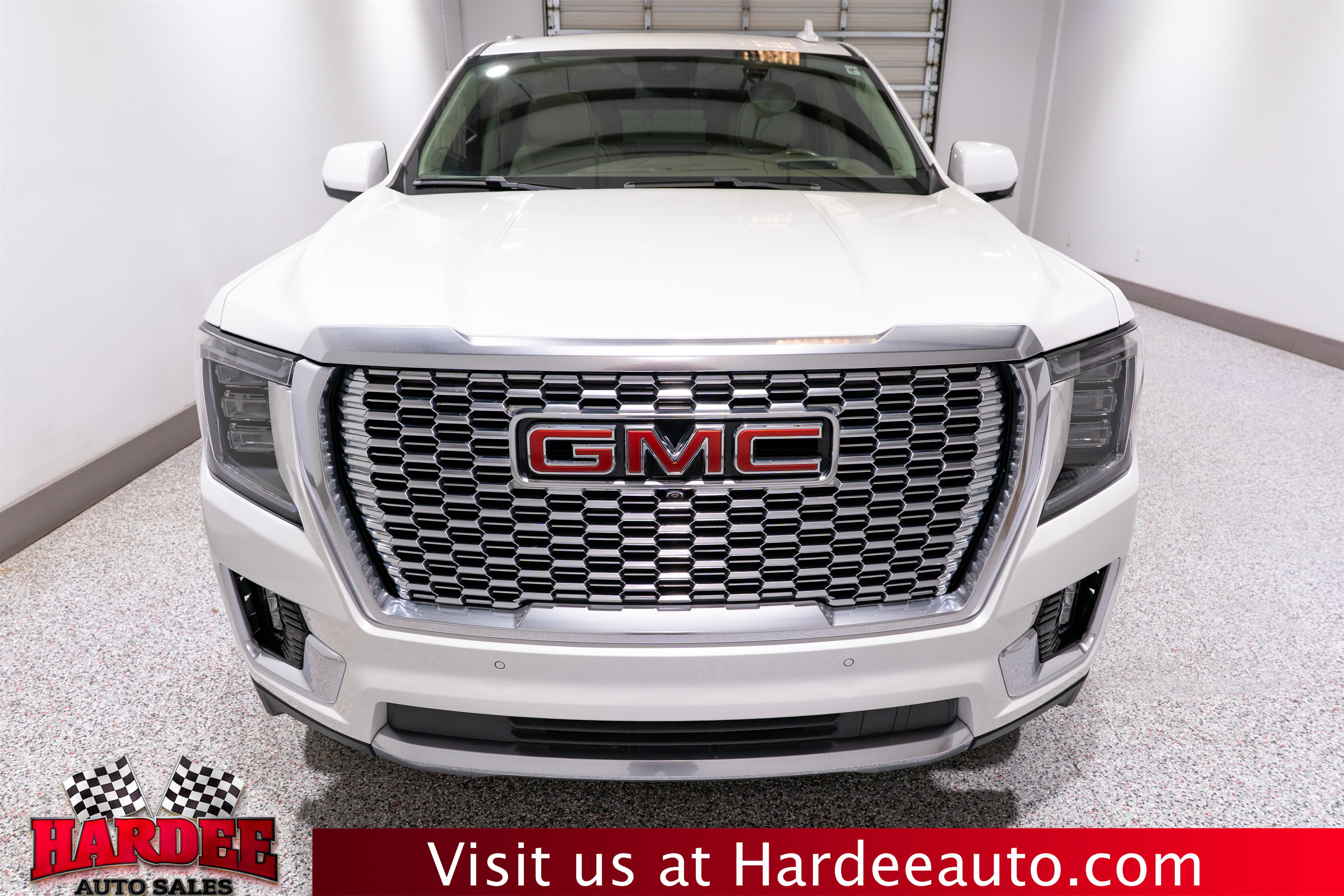 Used 2023 GMC Yukon Denali AWD/4WD image 7