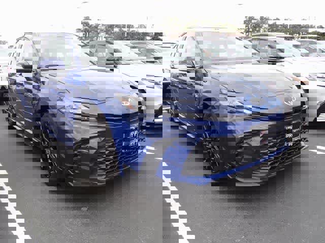 Certified 2025 Toyota Camry SE image 3