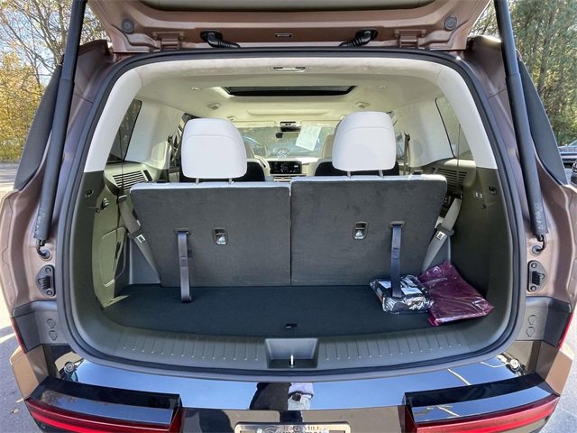 Used 2025 Hyundai Santa Fe Calligraphy image 8