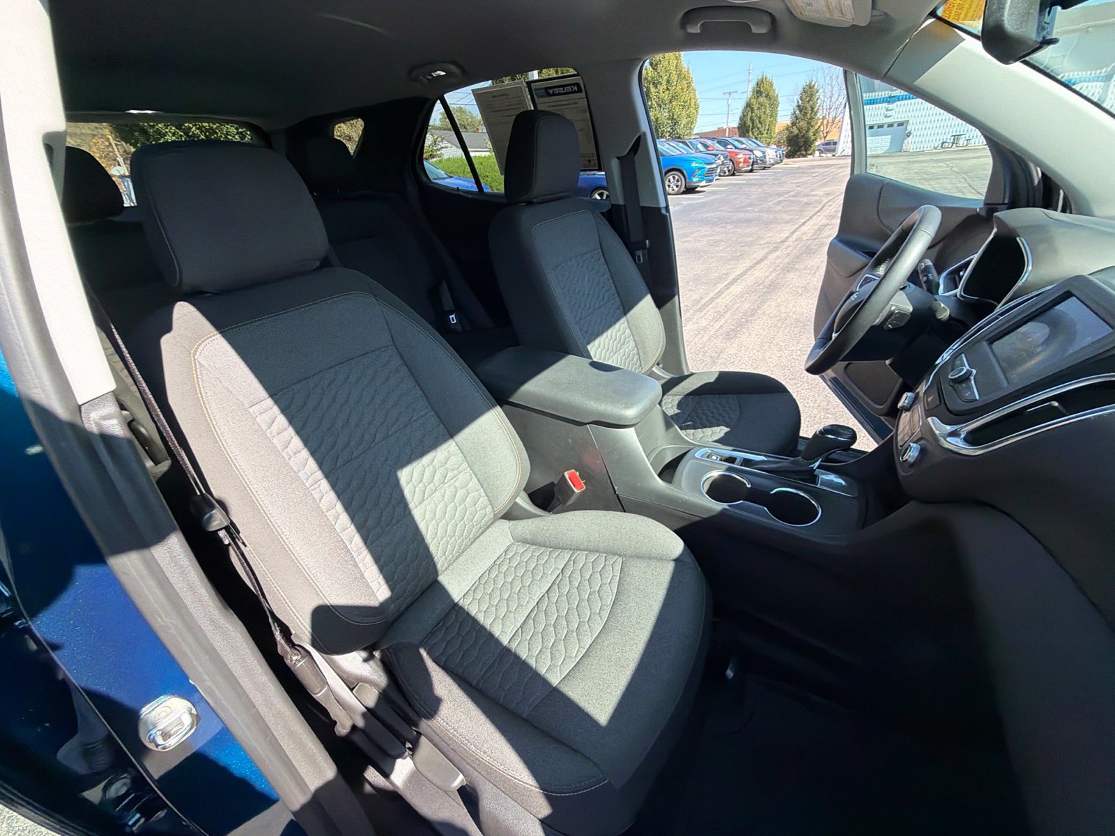 Used 2021 Chevrolet Equinox LT FWD image 27