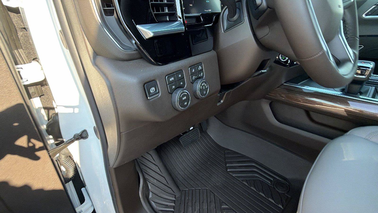 New 2026 Chevrolet Silverado 1500 RST w/ RST All Star Premium Package AWD/4WD image 17