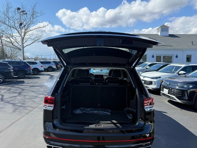 Certified 2024 Volkswagen Atlas SEL Premium R-Line image 11