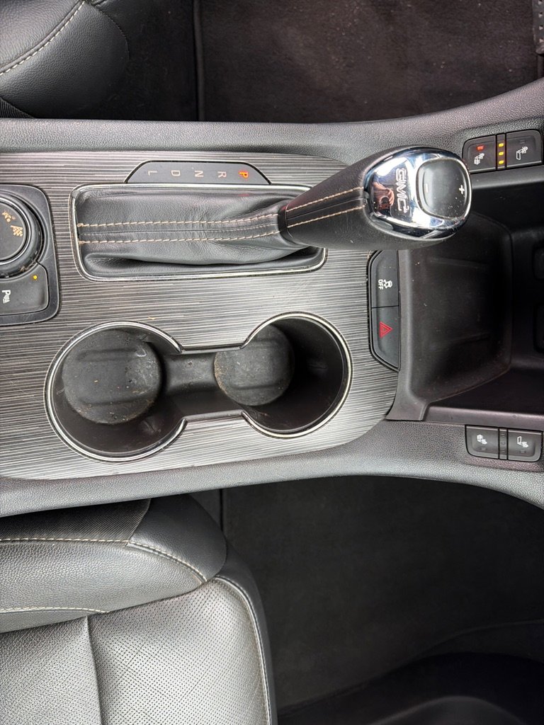 Used 2017 GMC Acadia SLT image 25