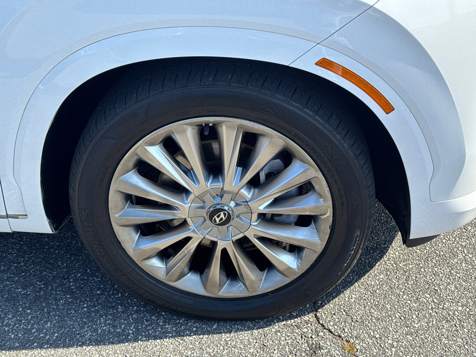 Used 2020 Hyundai Palisade Limited image 12