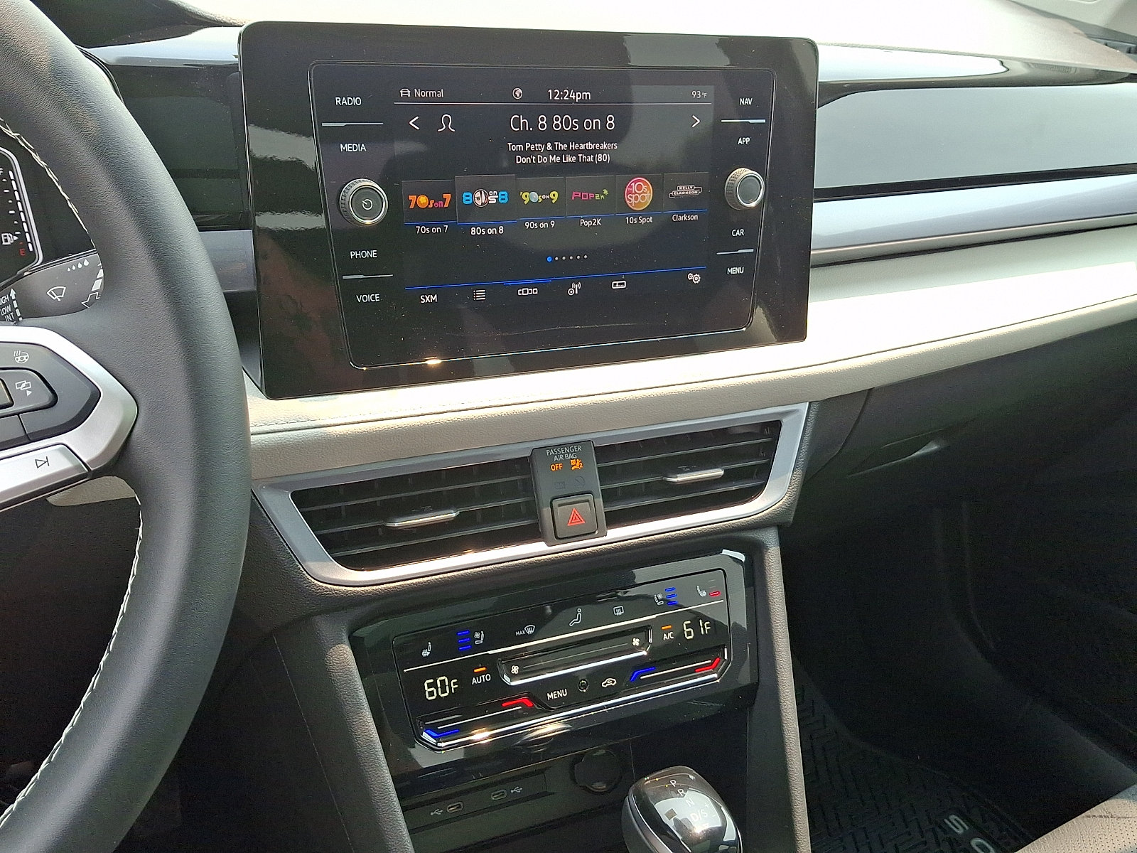 New 2026 Volkswagen Taos SEL AWD/4WD image 8
