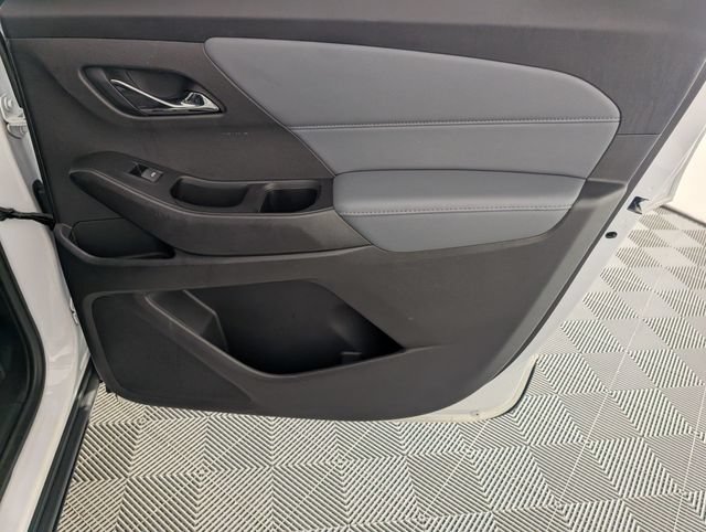 Certified 2020 Chevrolet Traverse LT FWD image 32