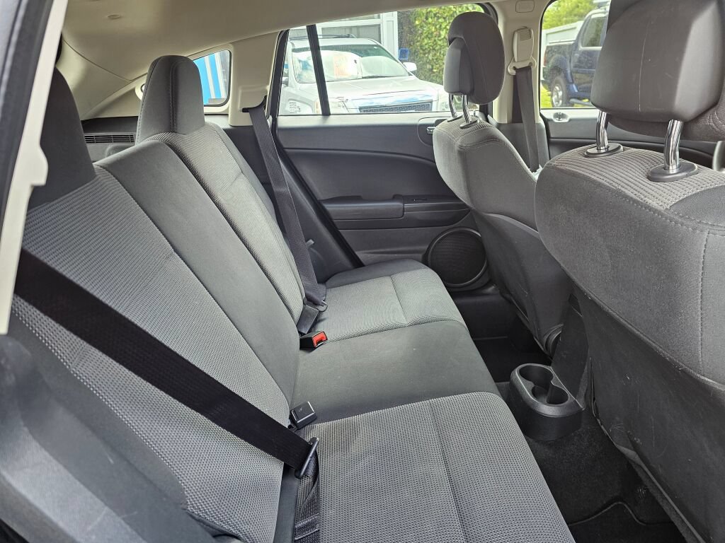 Used 2011 Dodge Caliber Mainstreet FWD image 15
