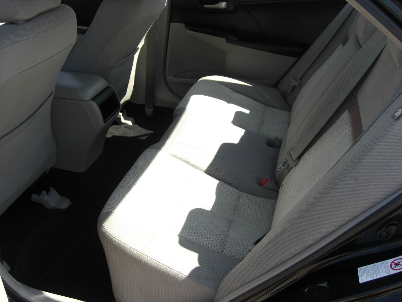 Used 2012 Toyota Camry L FWD image 15