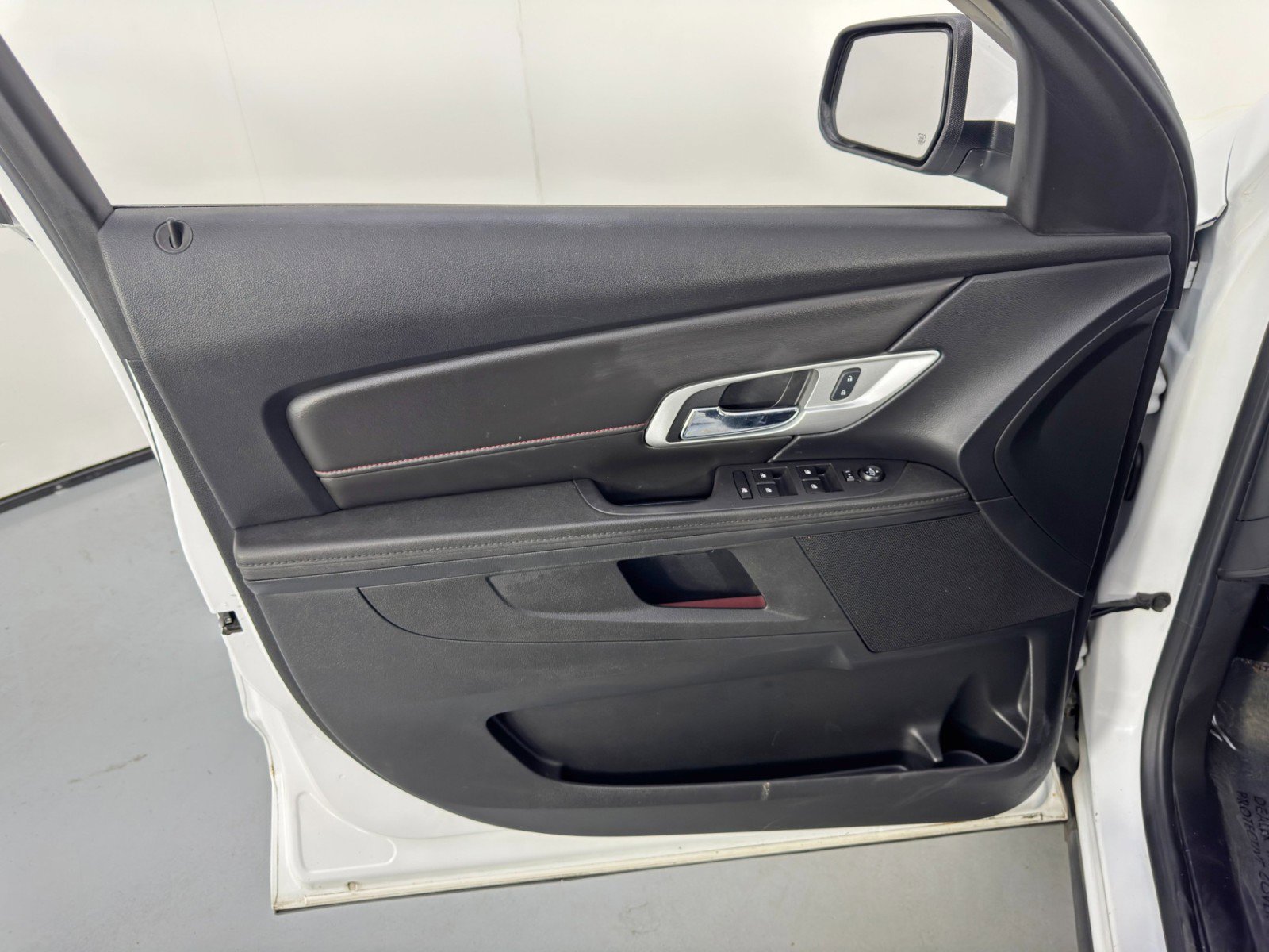 Used 2017 GMC Terrain SLE image 35