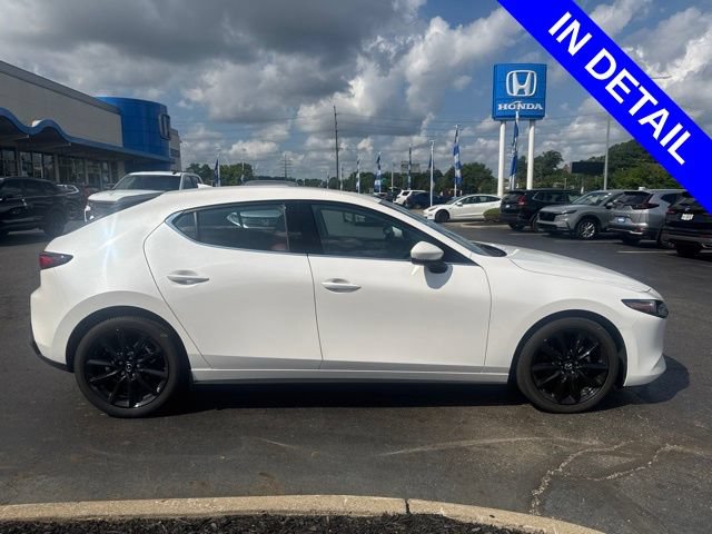 Used 2022 MAZDA MAZDA3 s FWD image 5