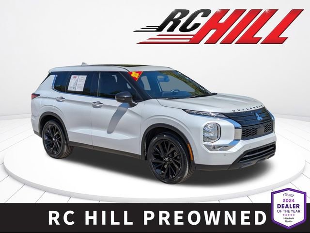 Used 2022 Mitsubishi Outlander SEL Black Edition image 1