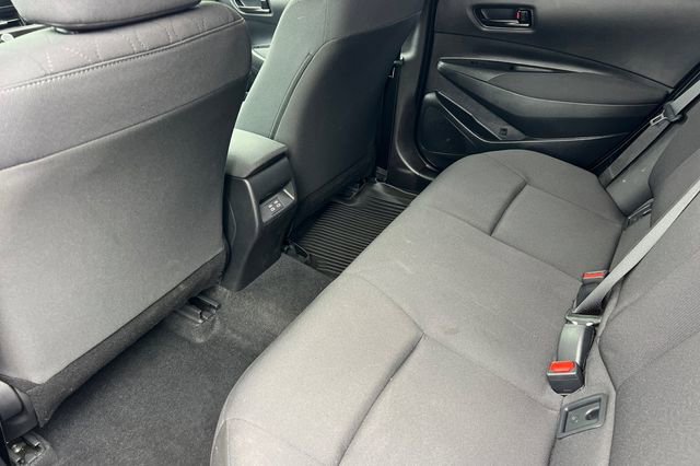 Used 2025 Toyota Corolla LE w/ LE Premium Package FWD image 16