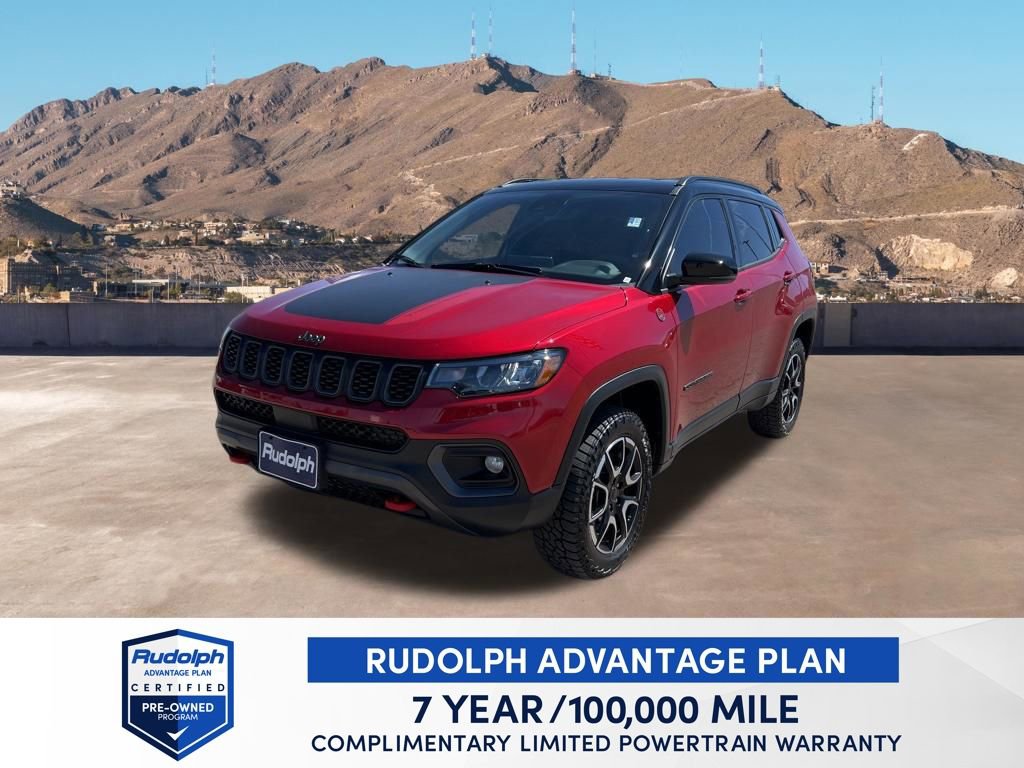 Used 2025 Jeep Compass Trailhawk AWD/4WD image 1