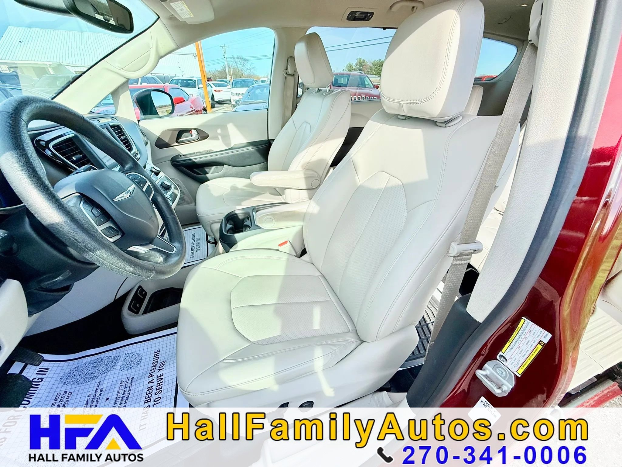 Used 2021 Chrysler Voyager Lxi image 29