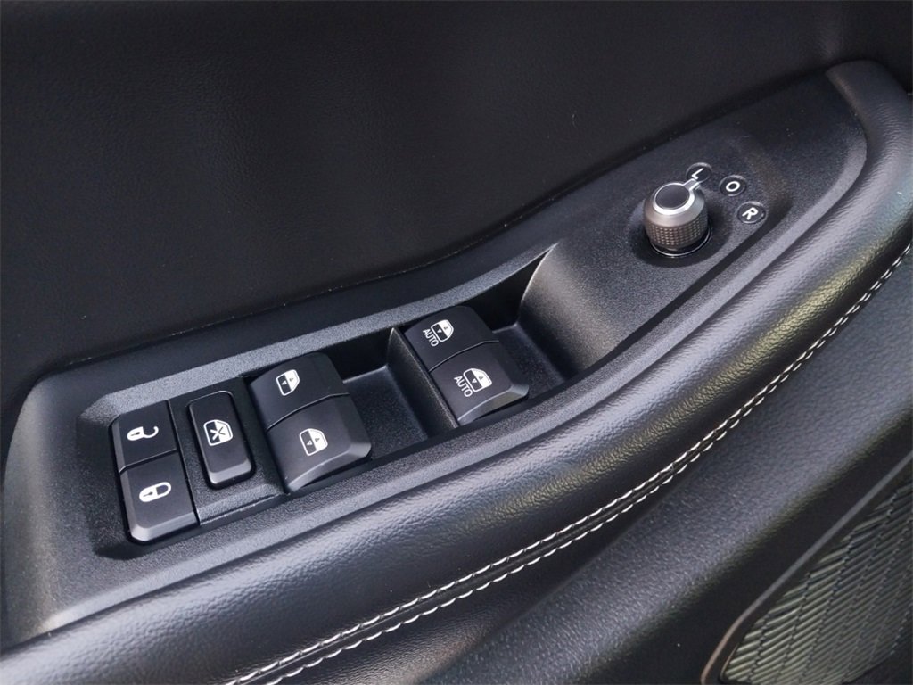 Used 2024 Jeep Grand Cherokee Altitude image 20