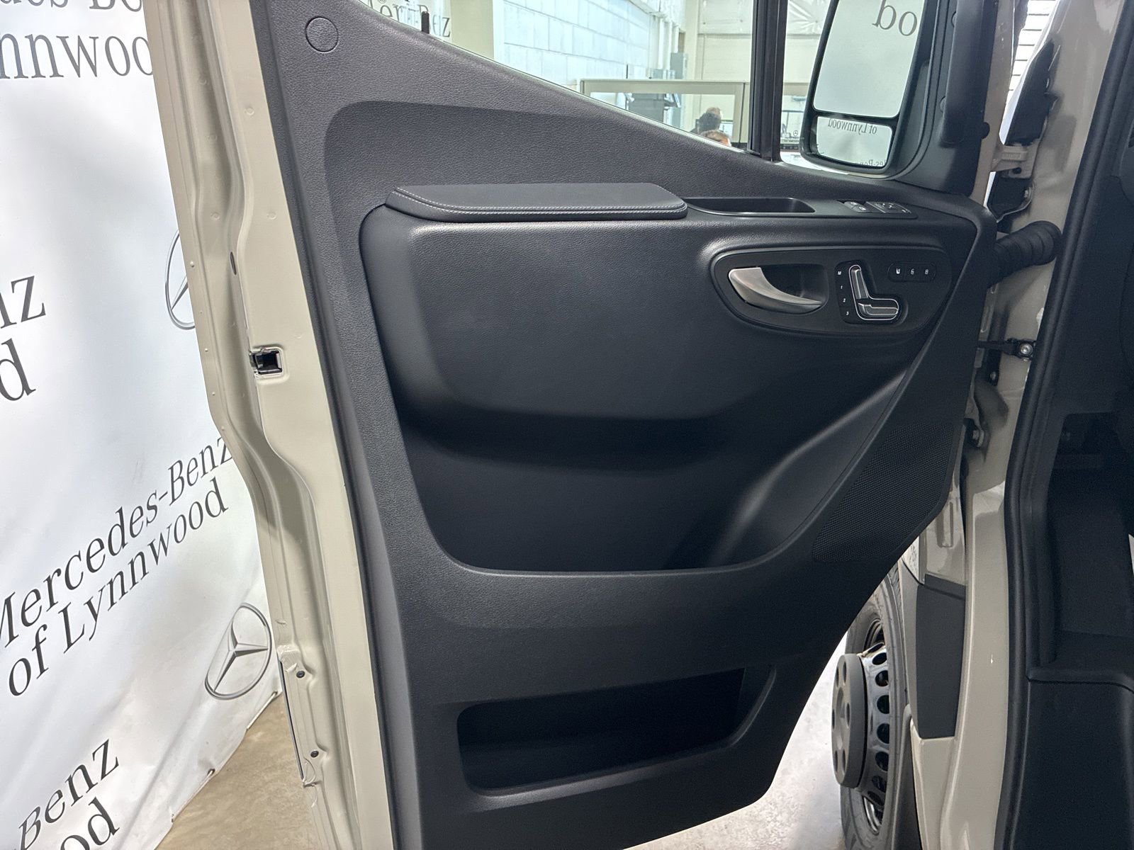 New 2025 Mercedes-Benz Sprinter 3500 image 7