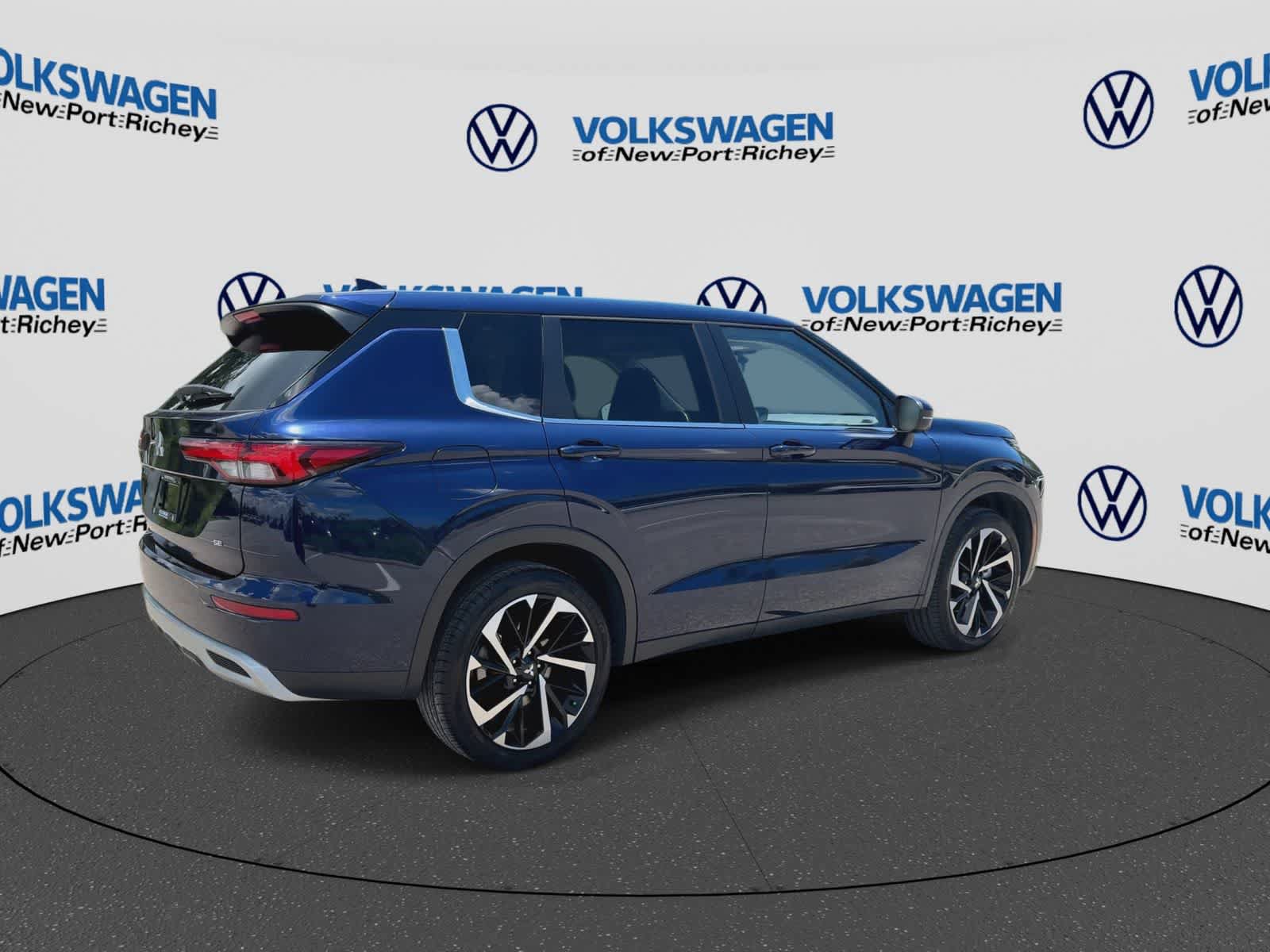 Used 2024 Mitsubishi Outlander SE FWD image 8