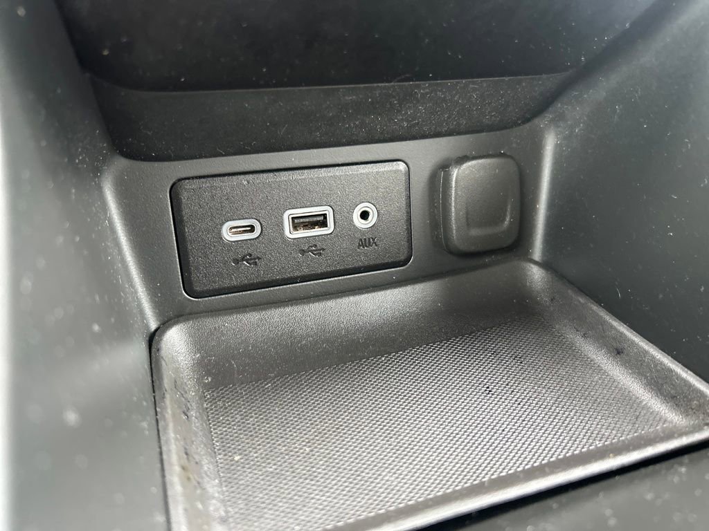 Used 2022 GMC Terrain SLE w/ Driver Convenience Package image 28