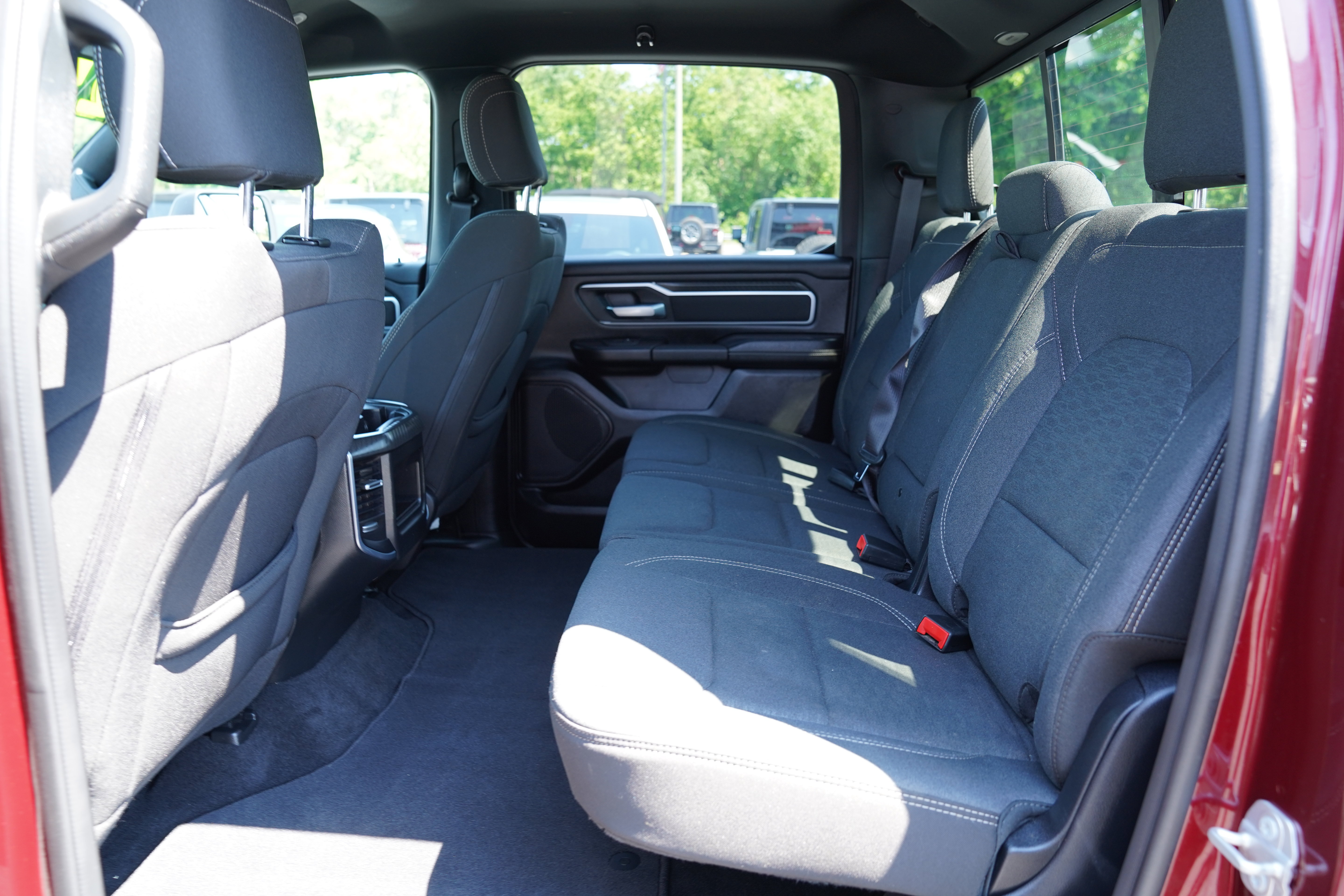 Used 2025 RAM 1500 Big Horn AWD/4WD image 5