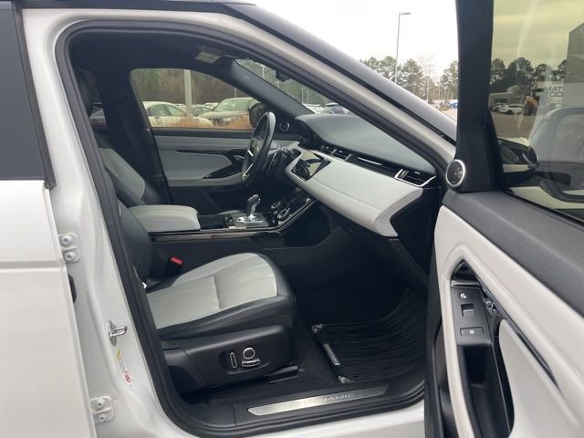 Used 2022 Land Rover Range Rover Evoque R-Dynamic SE image 37