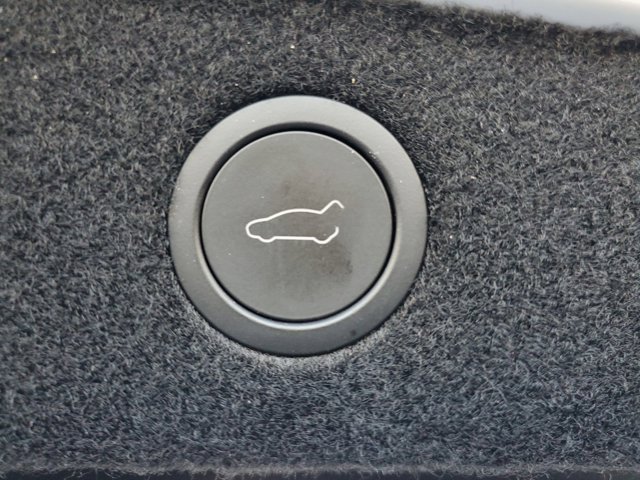 Used 2025 Tesla Model 3 Long Range image 9