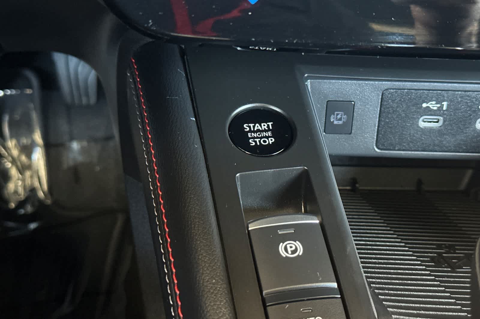 New 2026 Nissan Kicks SR AWD/4WD image 22