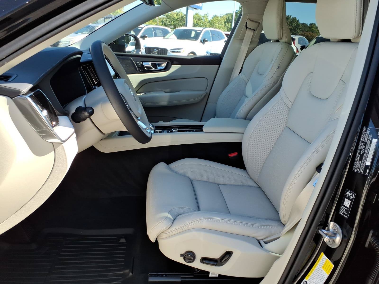 New 2027 Volvo XC60 B5 Ultra AWD/4WD image 5