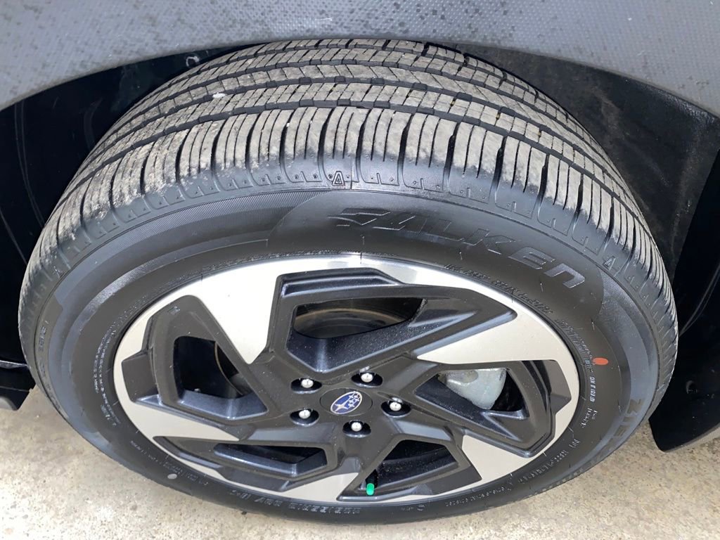 Certified 2025 Subaru Crosstrek 2.5i Limited image 27