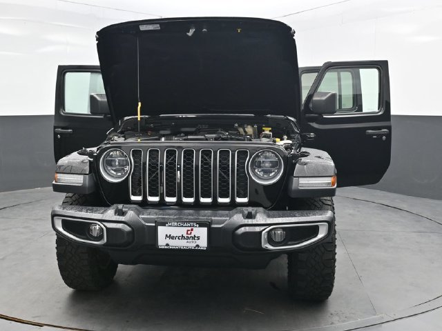 Used 2020 Jeep Gladiator Overland AWD/4WD image 52