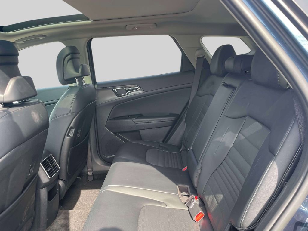Used 2023 Kia Sportage SX Prestige image 12