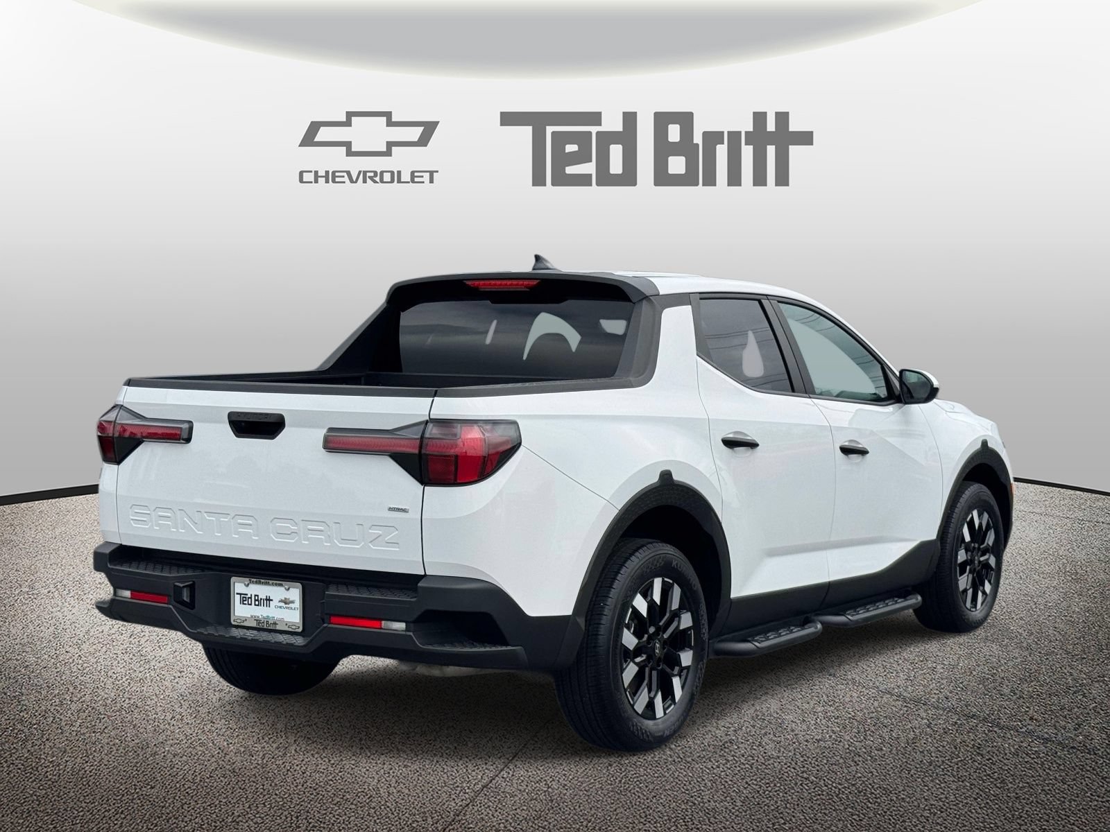 Used 2025 Hyundai Santa Cruz SE AWD/4WD image 4