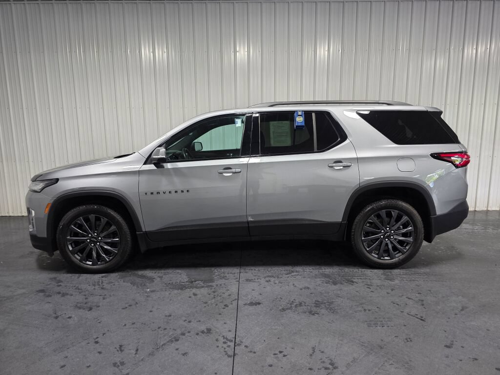 Used 2023 Chevrolet Traverse RS AWD/4WD image 4