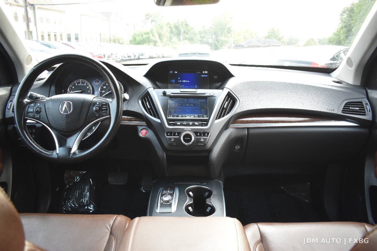 Used 2017 Acura MDX w/ Technology Package AWD/4WD image 18