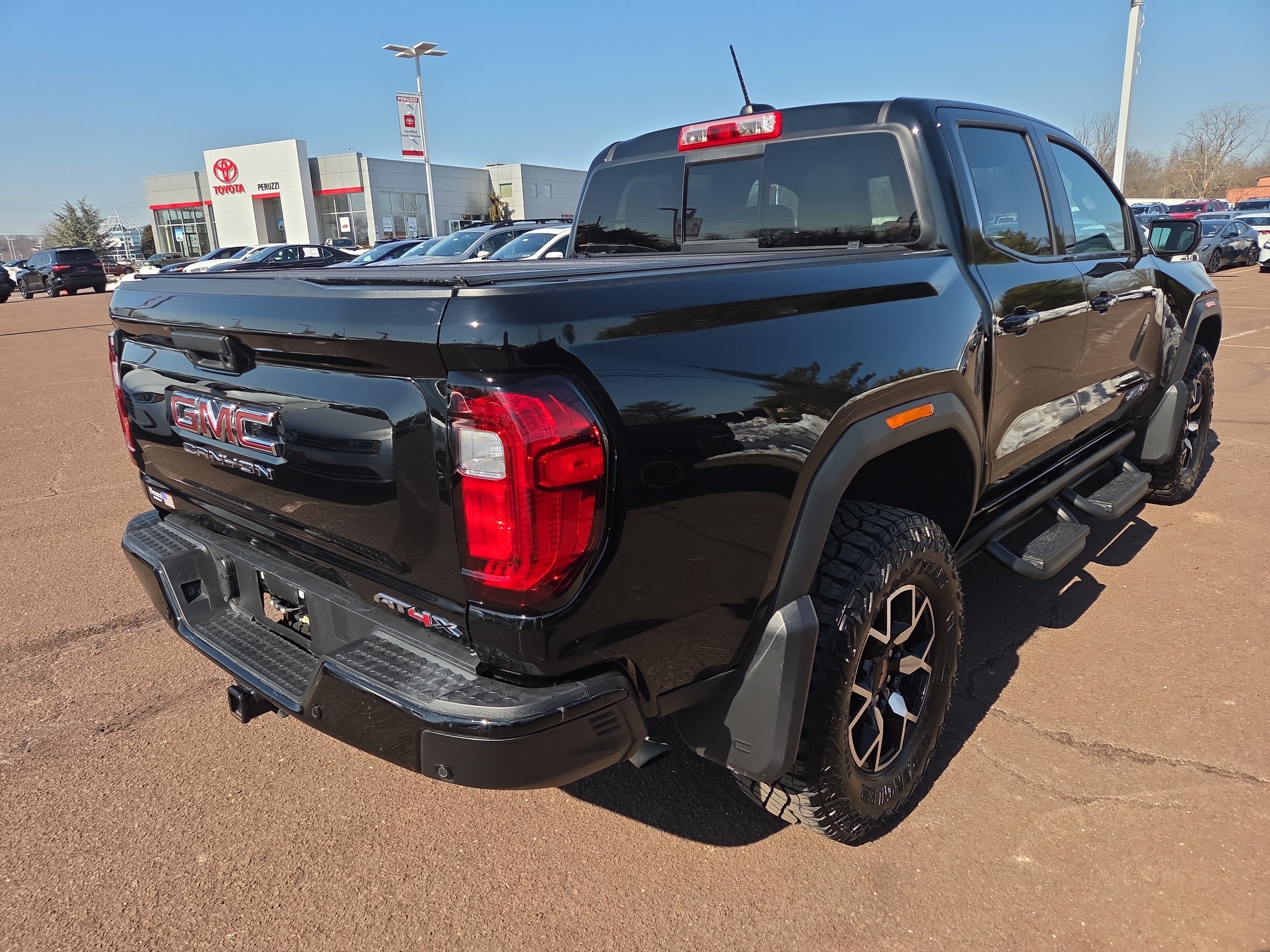 Used 2024 GMC Canyon AT4X AWD/4WD image 3