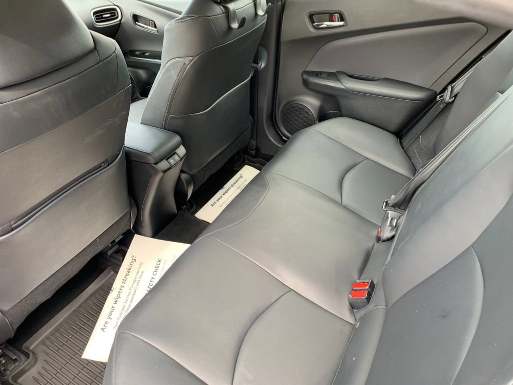 Used 2022 Toyota Prius Prime XLE FWD image 14