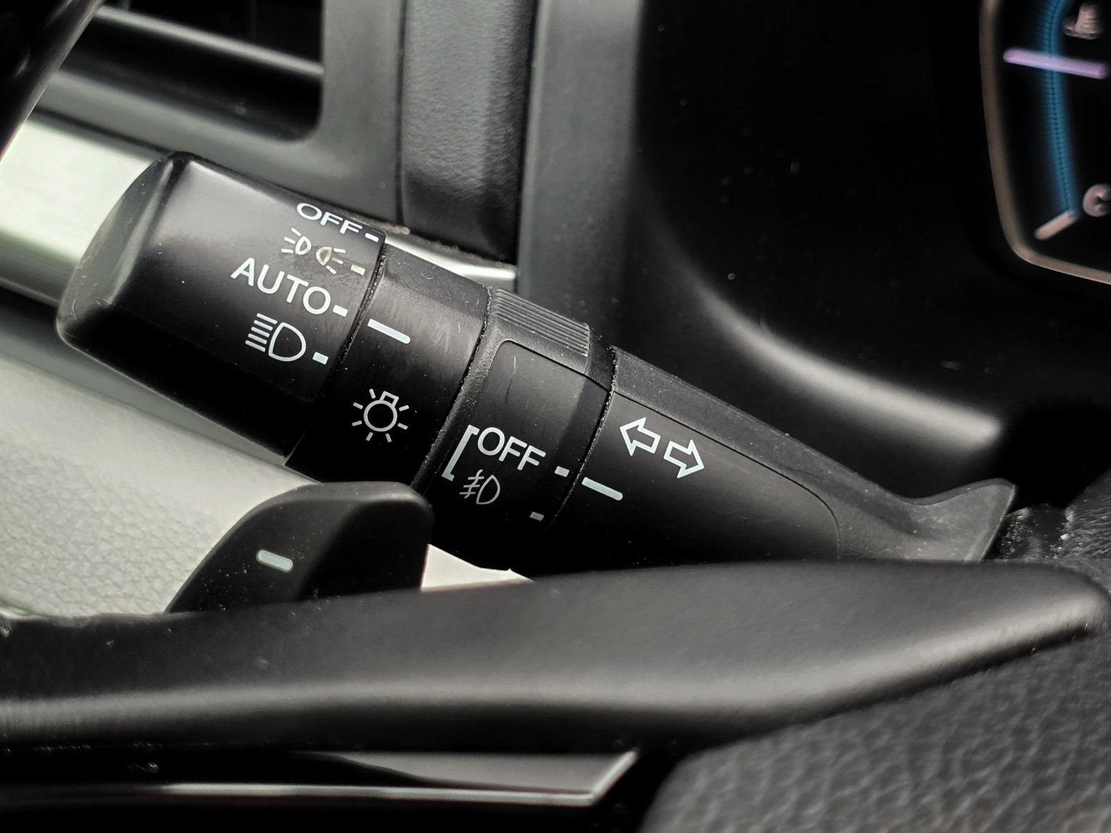 Used 2019 Honda Odyssey EX-L image 32