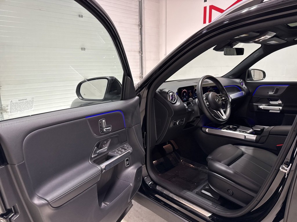 Used 2023 Mercedes-Benz EQB 350 4MATIC SUV w/ Exclusive Package image 12