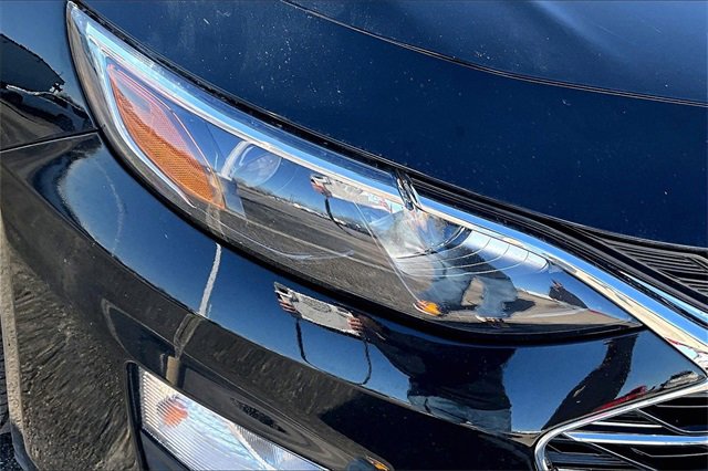 Used 2021 Chevrolet Malibu LT image 31