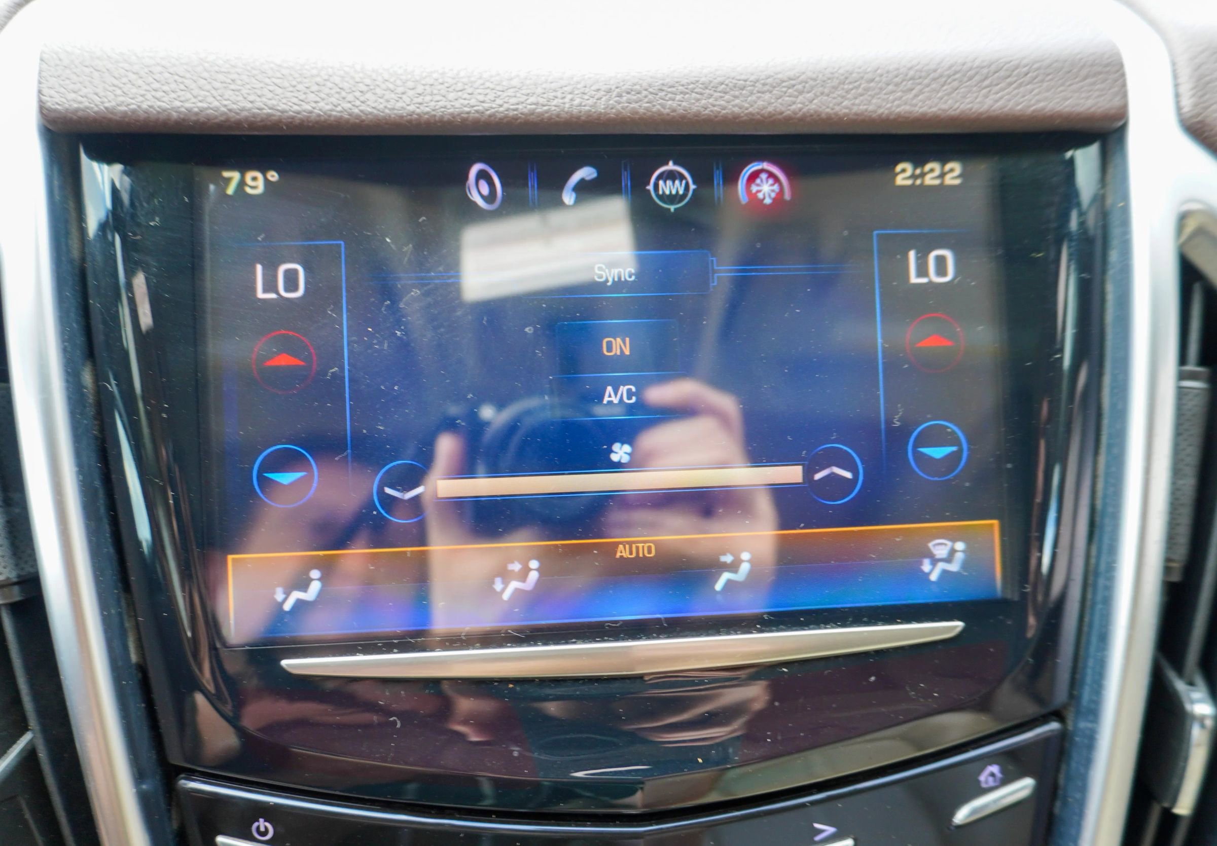 Used 2016 Cadillac SRX Luxury w/ Driver Awareness Package image 31