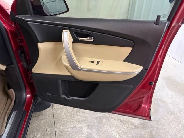 Used 2012 GMC Acadia SLT FWD image 36