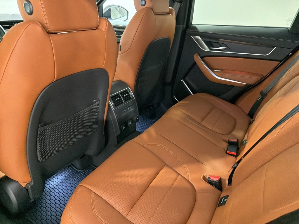 New 2026 Jaguar F-PACE R-Dynamic S image 21