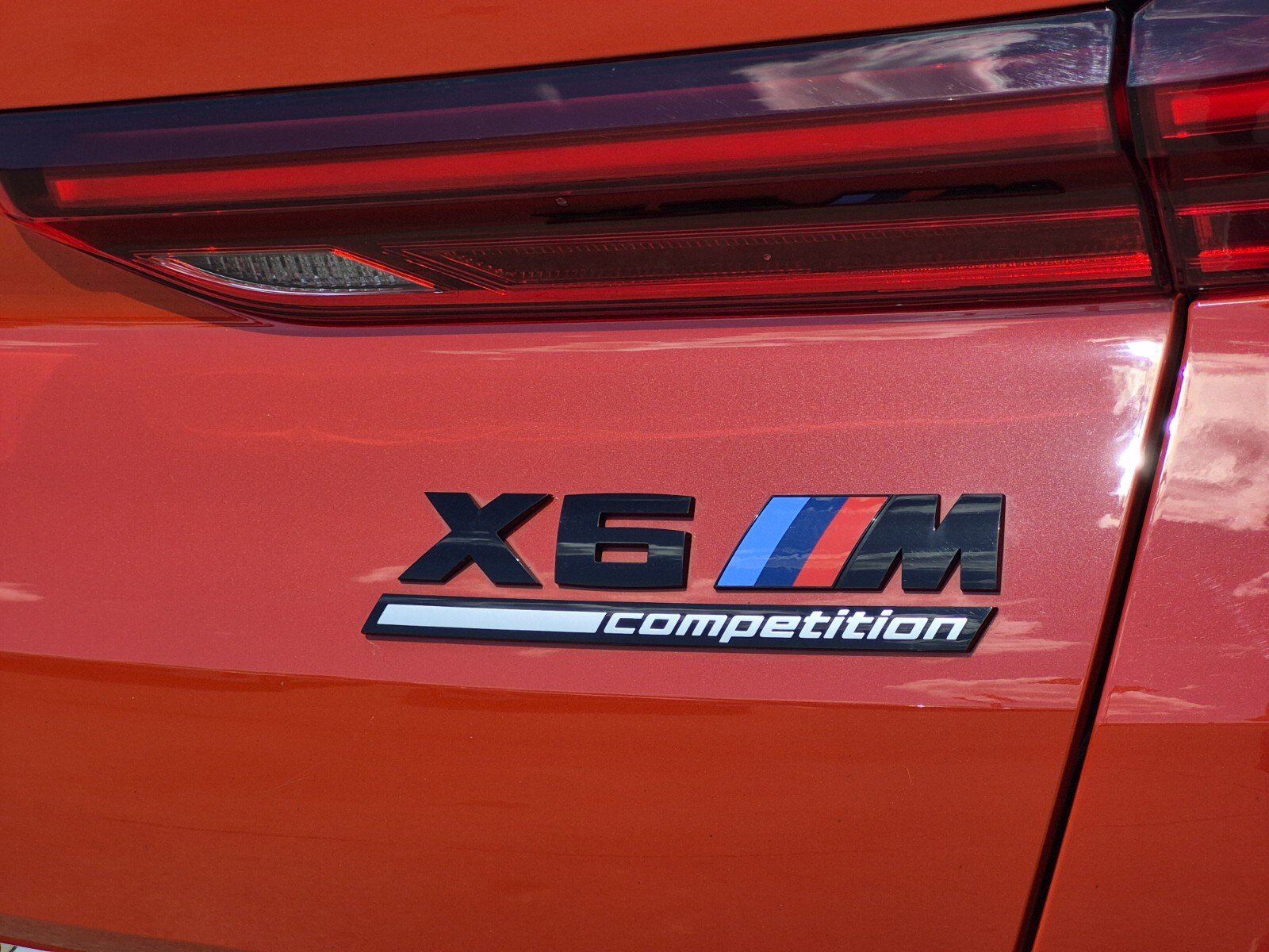 Certified 2022 BMW X6 M w/ Competition Package AWD/4WD image 10