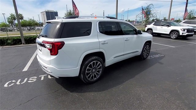 Used 2021 GMC Acadia Denali w/ Denali Technology Package image 8