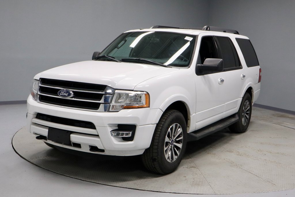 Used 2017 Ford Expedition XLT image 6